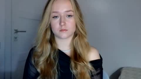 Lulu Baby18 online show from 04/16/26, 05:36