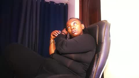 lulu_sparks1 online show from 02/25/26, 07:29