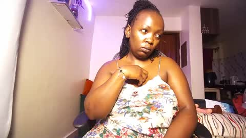 Snapshot of lulu_sparks1 chatting on 07/12/26, 02:46 lulu_sparks1 online show from 07/12/26, 02:46