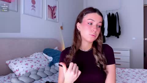 Snapshot of luluberryx chatting on 06/09/26, 02:23 lulu berry online show from 06/09/26, 02:23