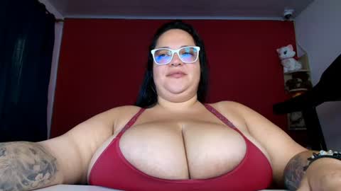 Snapshot of lulubigtitts chatting on 07/08/26, 09:41 LuluBigTitts online show from 07/08/26, 09:41