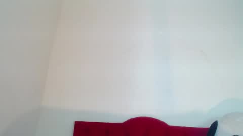 LULU online show from 02/28/25, 09:33