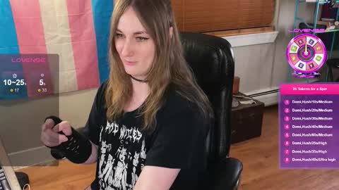 Lulu online show from 02/21/26, 04:57