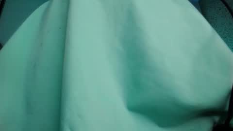 Luly online show from 12/17/25, 03:34