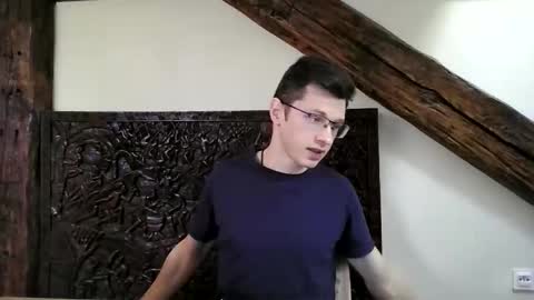 Andrew independent model 2000-0000 CET daily online show from 04/18/26, 12:31