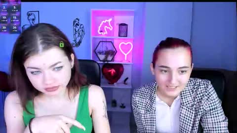 lumera_gentle online show from 12/19/25, 01:40