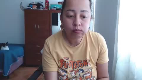 Snapshot of lumi_84 chatting on 12/15/24, 05:10 LUMI online show from 12/15/24, 05:10