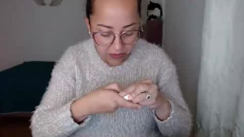 Snapshot of lumi_84 chatting on 12/29/24, 09:39 LUMI online show from 12/29/24, 09:39