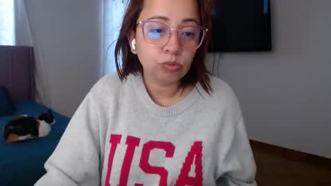 Snapshot of lumi_84 chatting on 01/19/25, 11:12 LUMI online show from 01/19/25, 11:12