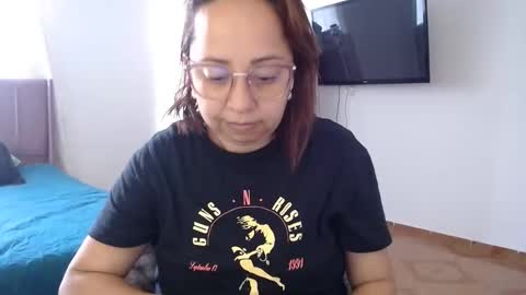 Snapshot of lumi_84 chatting on 01/19/25, 08:41 LUMI online show from 01/19/25, 08:41