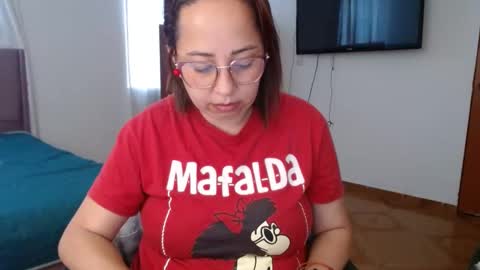 Snapshot of lumi_84 chatting on 01/26/25, 10:35 LUMI online show from 01/26/25, 10:35