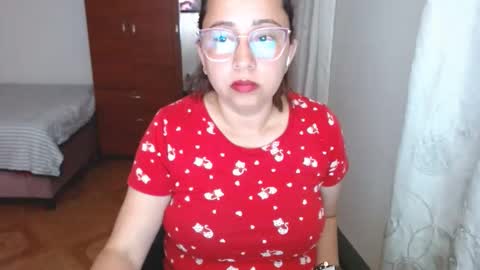 Snapshot of lumi_84 chatting on 02/11/25, 01:41 LUMI online show from 02/11/25, 01:41