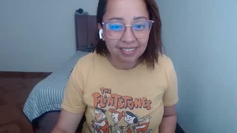 Snapshot of lumi_84 chatting on 02/23/25, 09:48 LUMI online show from 02/23/25, 09:48