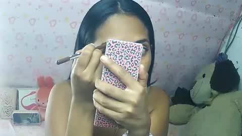 Luna online show from 10/18/25, 10:05