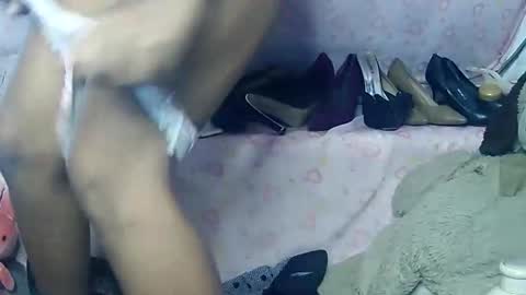 Luna online show from 11/07/25, 06:24