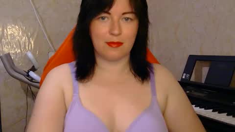 Christina online show from 05/12/26, 10:23