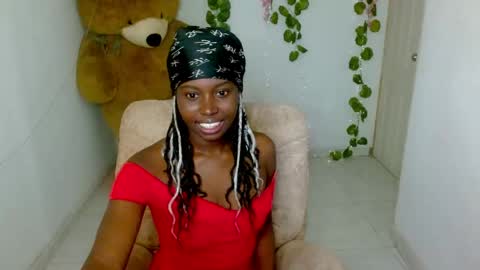 Snapshot of luna253951 chatting on 05/27/26, 02:03 luna253951 online show from 05/27/26, 02:03