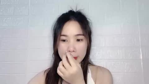 Luna online show from 04/01/26, 12:06