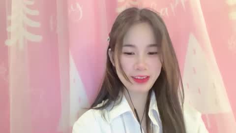 Luna online show from 04/18/26, 03:49