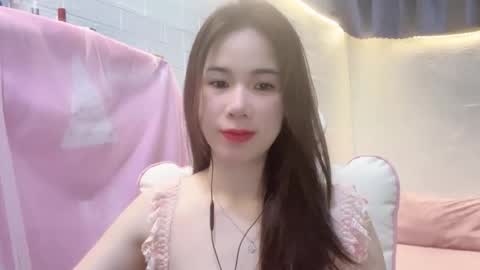 Luna online show from 04/23/26, 01:07