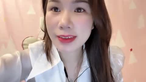 Luna online show from 04/30/26, 04:13