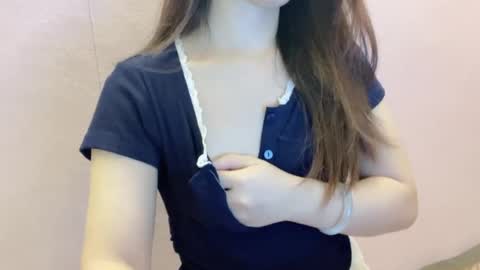 Snapshot of luna4739 chatting on 07/01/26, 09:47 Luna online show from 07/01/26, 09:47