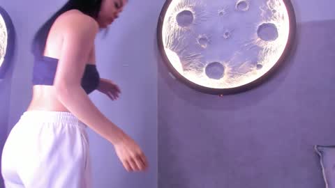 Luna online show from 02/19/26, 11:28