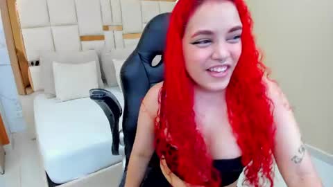 Snapshot of luna__vegga chatting on 07/24/26, 04:49 Luna online show from 07/24/26, 04:49