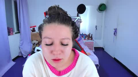 luna_analya online show from 03/28/26, 04:23