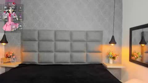 Luna online show from 11/17/25, 09:59