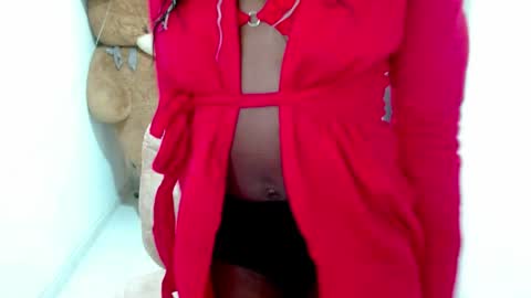Snapshot of luna_bella882689 chatting on 05/26/26, 03:52 luna_bella882689 online show from 05/26/26, 03:52