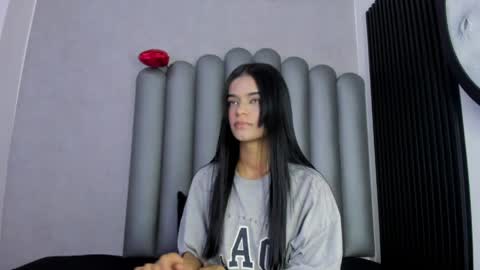 Snapshot of luna_bella_23 chatting on 04/16/26, 03:18 luna_bella_23 online show from 04/16/26, 03:18