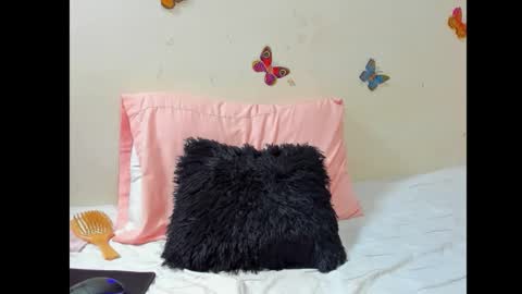 Luna online show from 03/10/26, 06:35