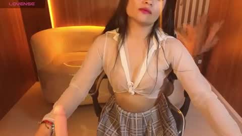 Follow me.. Live 1430 to 2100 online show from 06/11/26, 08:18