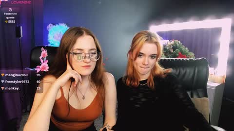 luna_berryy online show from 01/24/25, 02:18