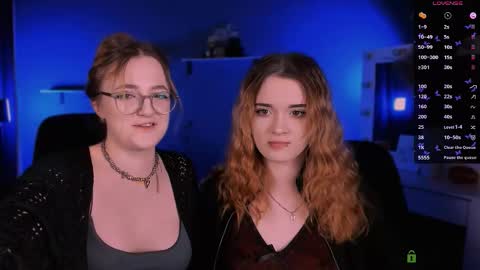 luna_berryy online show from 09/10/25, 07:25