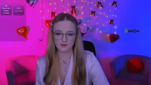 Snapshot of luna_berryy chatting on 04/24/26, 08:11 luna_berryy online show from 04/24/26, 08:11