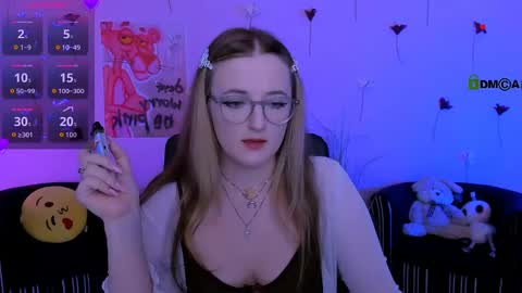 Snapshot of luna_berryy chatting on 04/29/26, 08:04 luna_berryy online show from 04/29/26, 08:04
