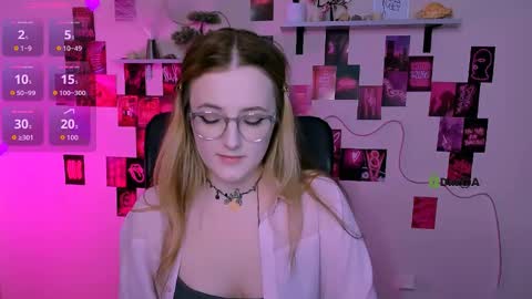 Snapshot of luna_berryy chatting on 05/19/26, 07:09 luna_berryy online show from 05/19/26, 07:09