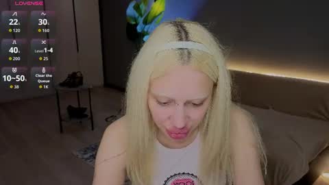 Snapshot of luna_beverly chatting on 08/05/26, 08:55 luna_beverly online show from 08/05/26, 08:55