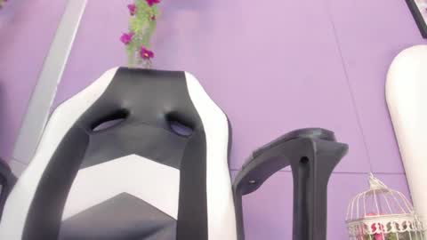 luna_bradley_ online show from 02/23/26, 12:24