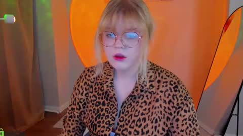 luna online show from 02/11/26, 01:10