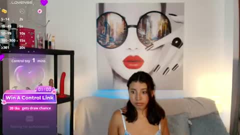 Snapshot of luna_ferrer10 chatting on 06/14/26, 02:24 Luna Ferrer online show from 06/14/26, 02:24