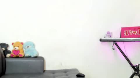  Luna Fioree  online show from 12/04/25, 05:39