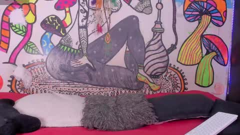 luna_gc online show from 04/16/26, 03:02