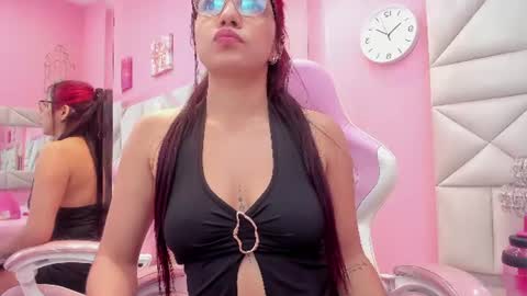 luna_hix online show from 06/17/26, 12:29