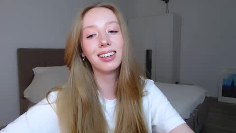 Luna online show from 12/28/24, 09:40