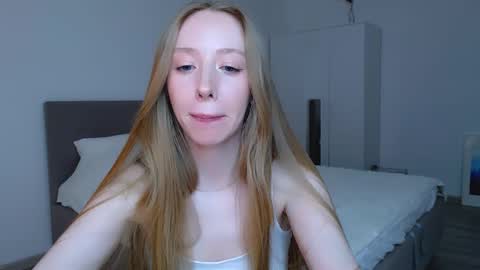 Luna online show from 12/30/24, 02:09