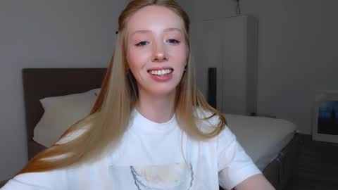 Luna online show from 01/03/25, 09:47