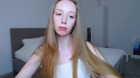 Luna online show from 03/01/25, 09:59